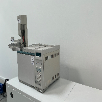 Agilent 6890N GC with sampler 100positions / SSL COC and FID TCD image 1
